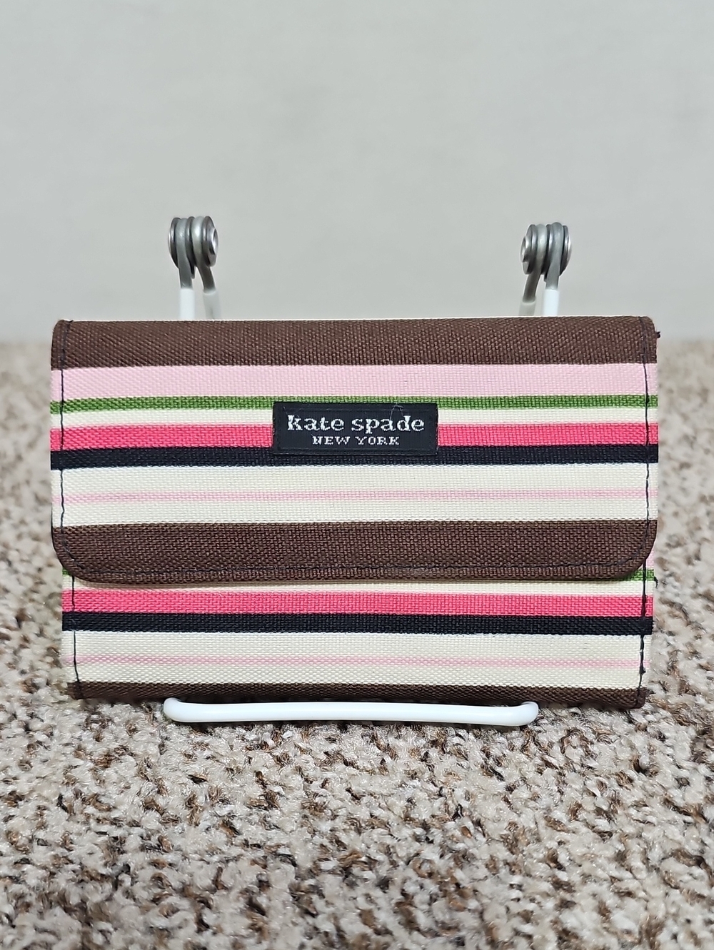 KATE SPADE NEW YORK VINTAGE STRIPE CANVAS TRI-FOLD WALLET BFPM-09-001